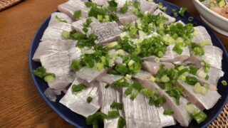 タチウオ(太刀魚)の絶品刺身|皮目の脂の甘みが絶品!