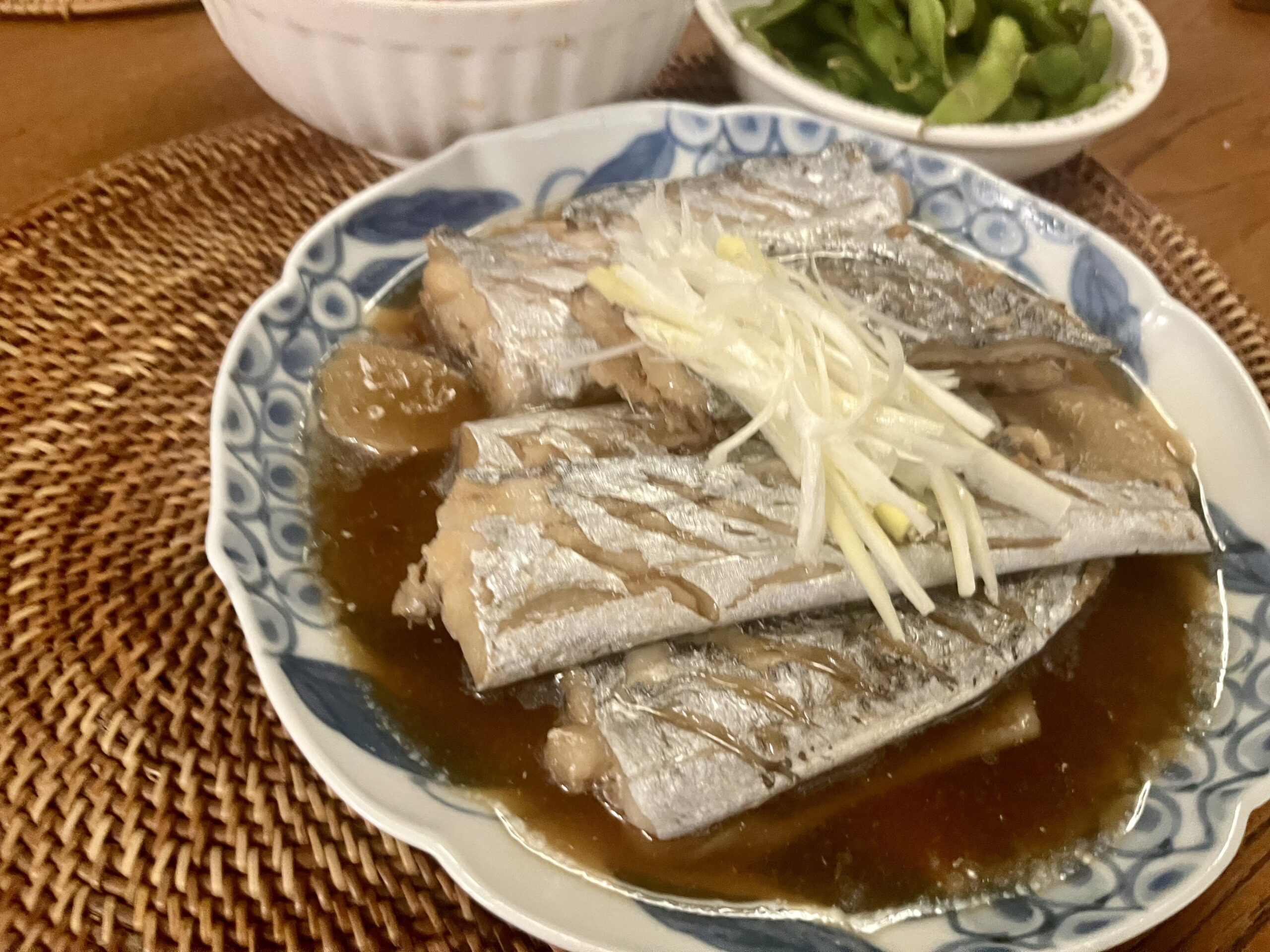 タチウオの煮付け|釣り人だけが味わえる、船上直送の旨さを味わえるレシピ